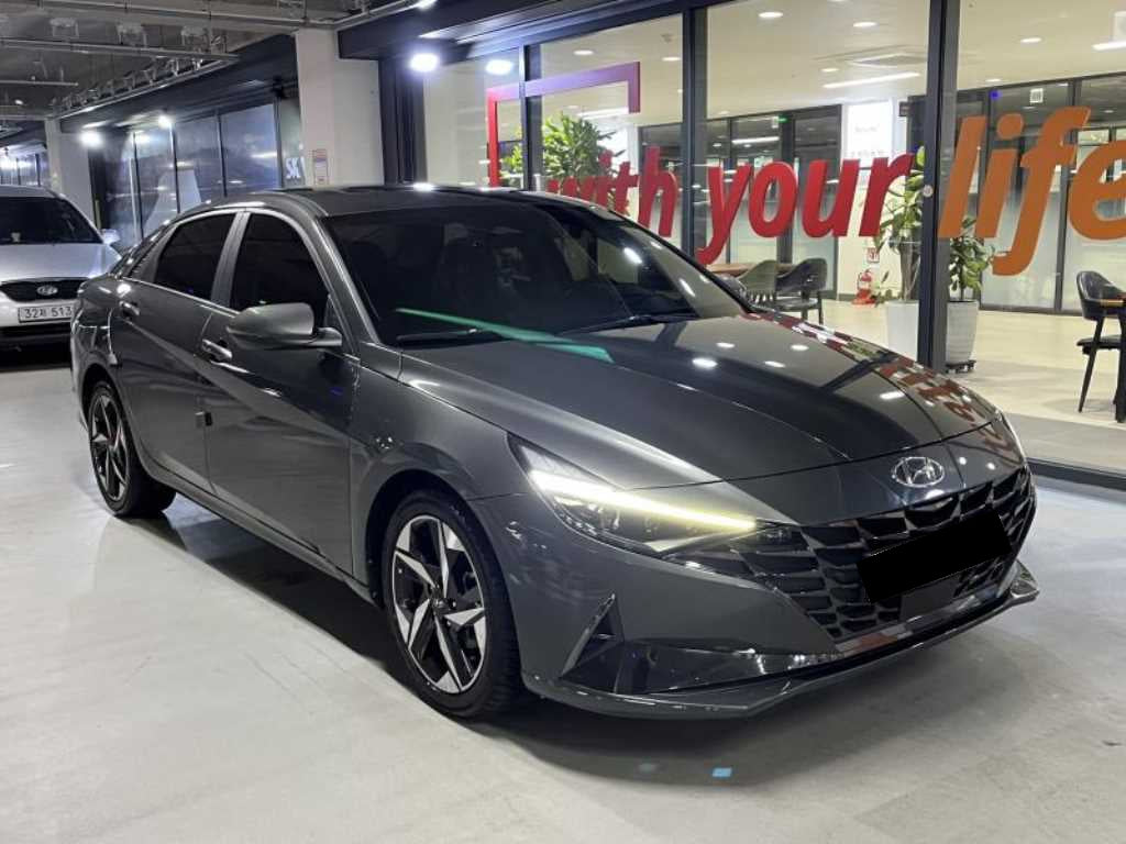 Hyundai Avante — photo 01