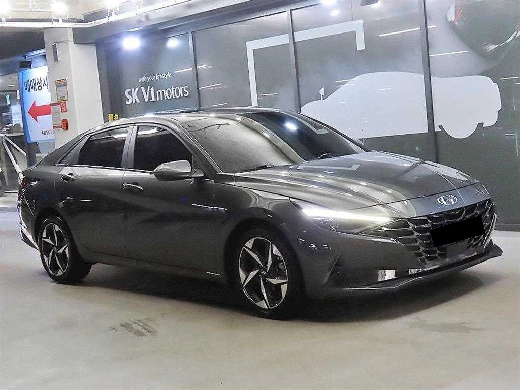 Hyundai Avante — photo 01
