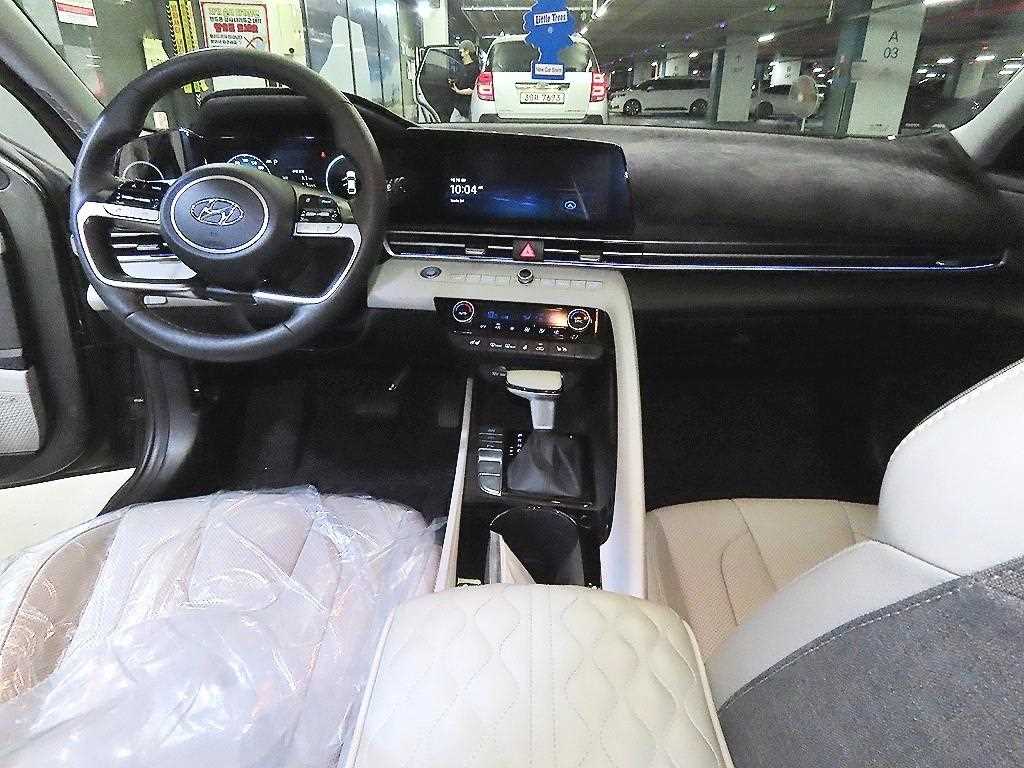Hyundai Avante — photo 10