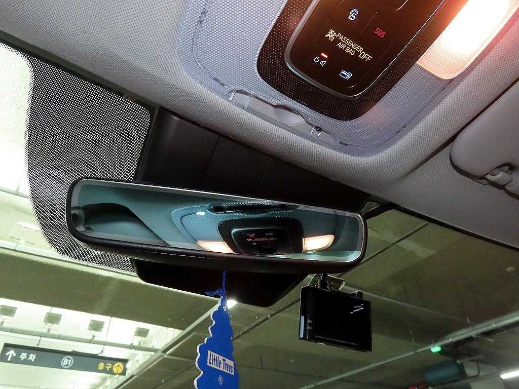 Hyundai Avante — photo 17
