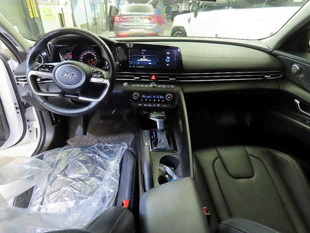 Hyundai Avante — photo 10