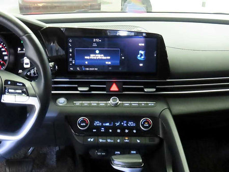 Hyundai Avante — photo 11