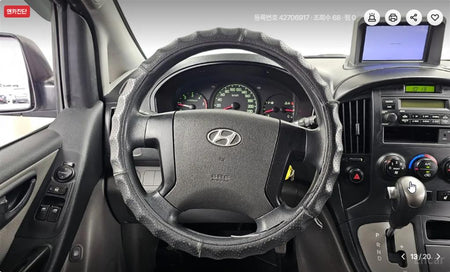 Hyundai Starex — photo 13