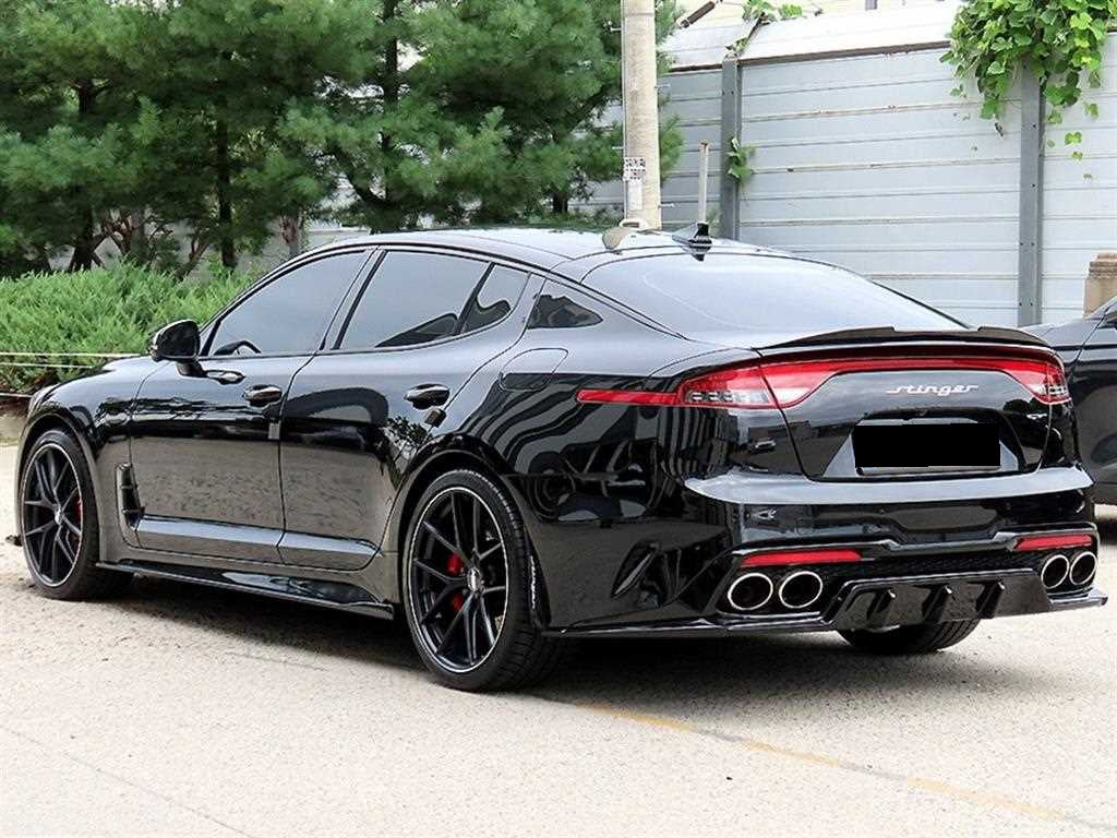 Kia Stinger — photo 03