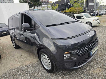 Hyundai Staria — photo 02