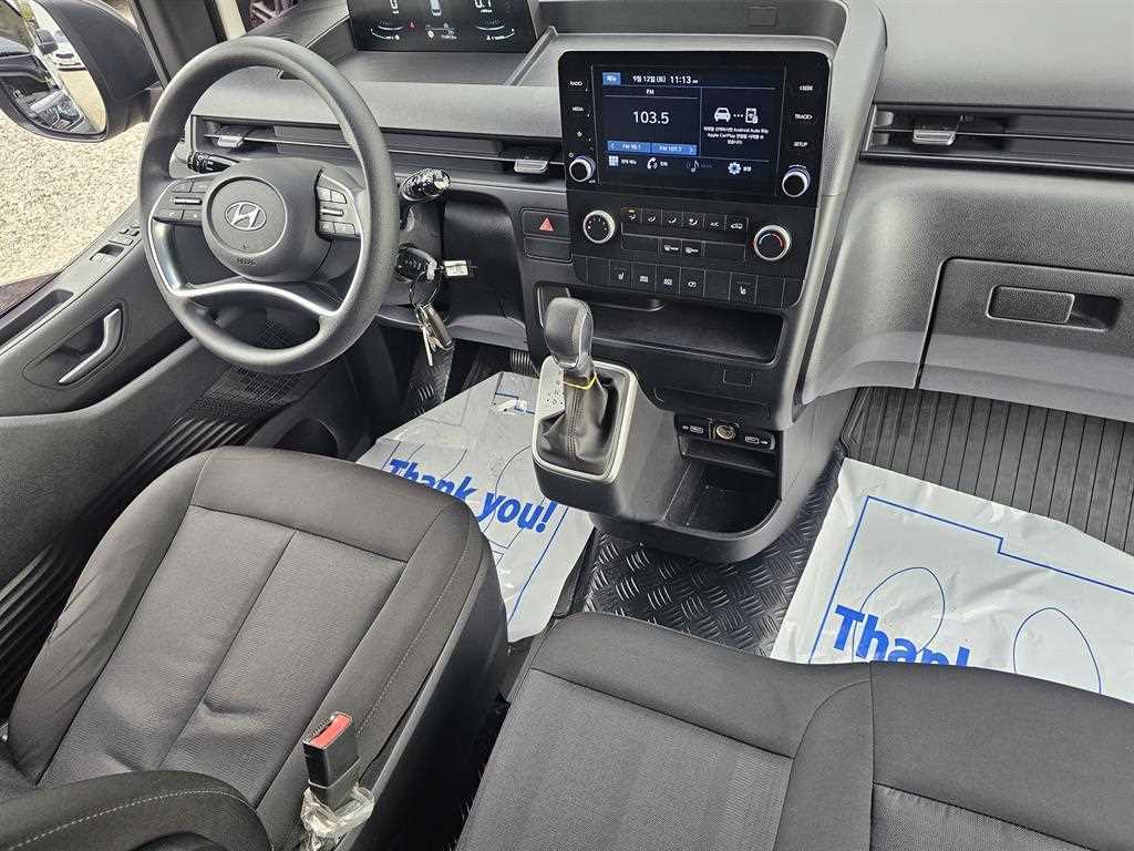 Hyundai Staria — photo 06