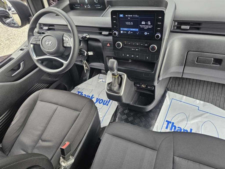 Hyundai Staria — photo 06