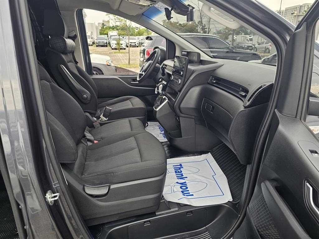 Hyundai Staria — photo 07