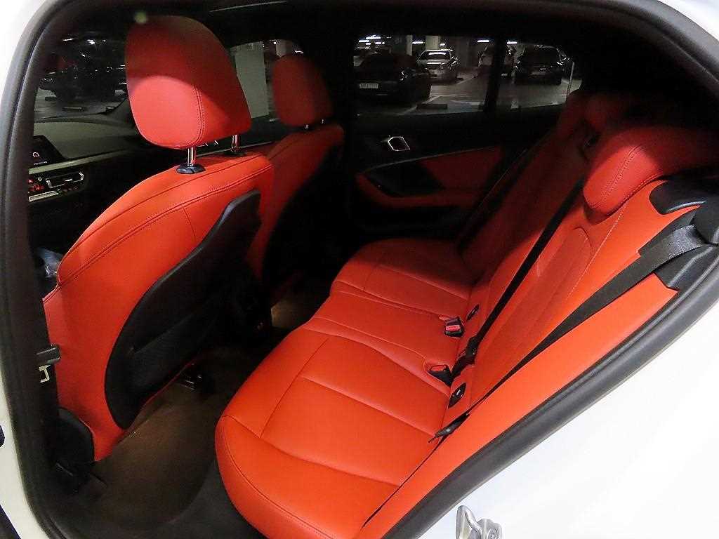 BMW 1-Series — photo 07