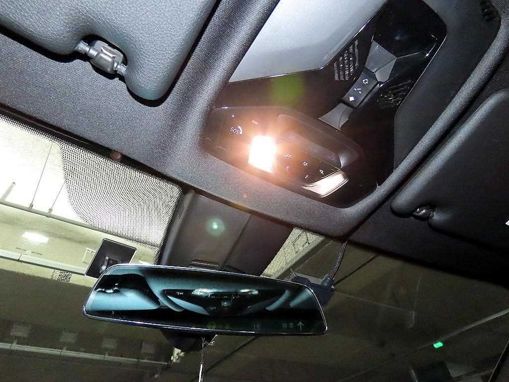 BMW 1-Series — photo 12