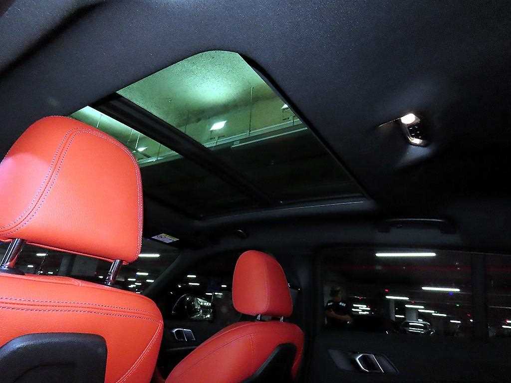 BMW 1-Series — photo 13