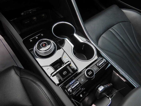 Kia K5 — photo 10