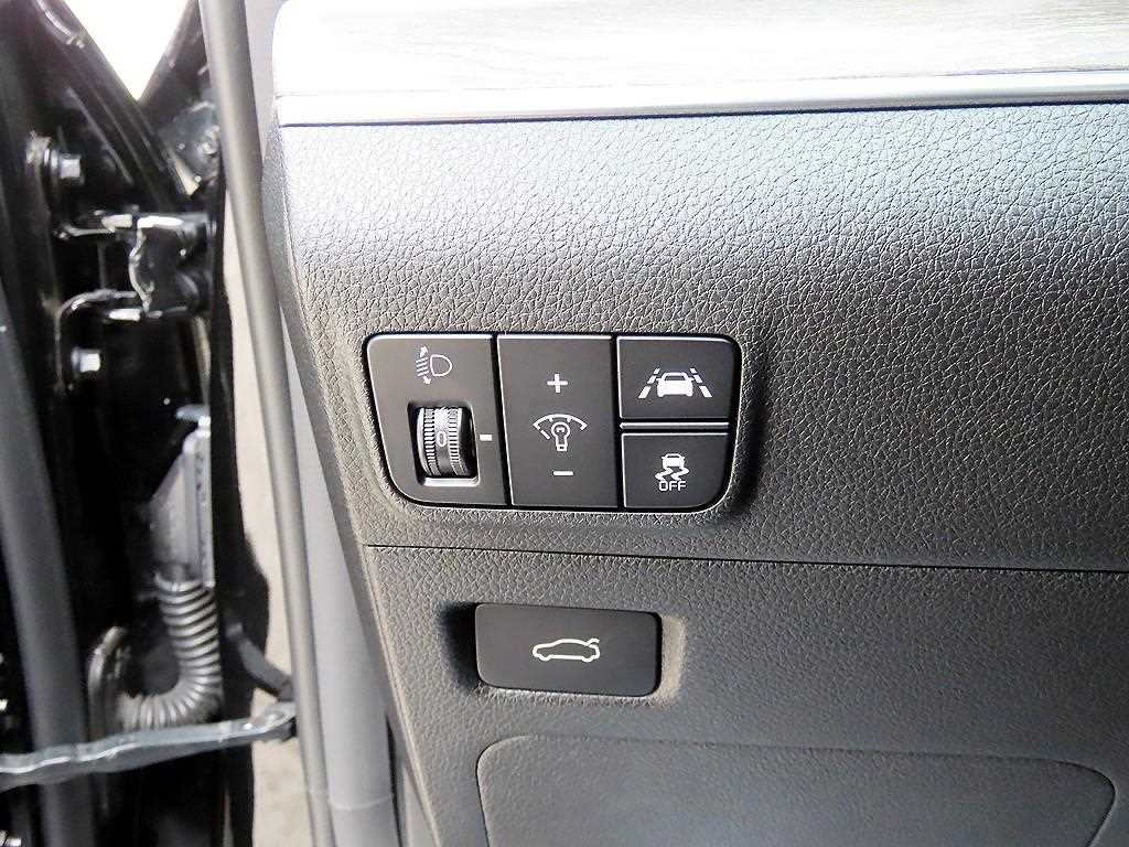 Kia K5 — photo 12