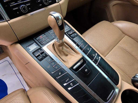 Porsche Macan — photo 10