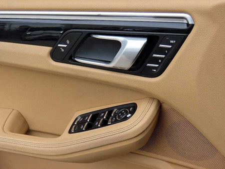 Porsche Macan — photo 11