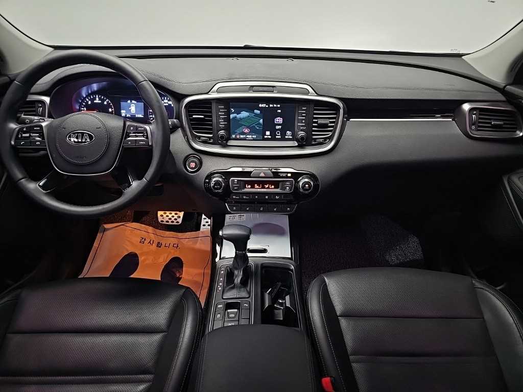 Kia Sorento — photo 07