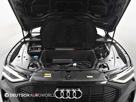 Audi e-tron — photo 06