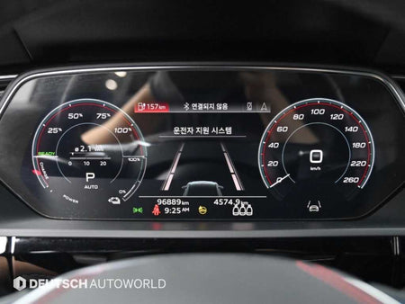 Audi e-tron — photo 08