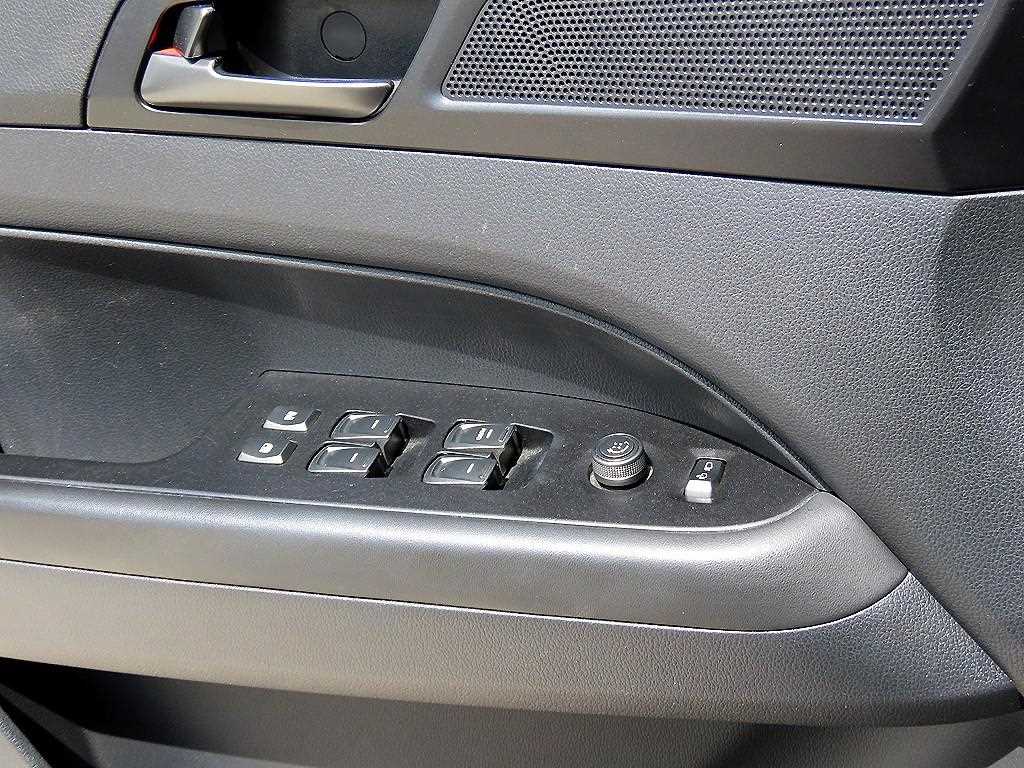 KGM Rexton — photo 11