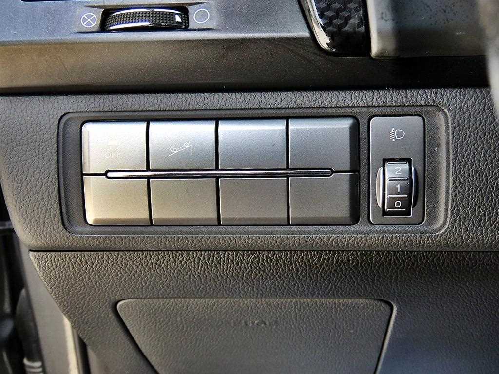 KGM Rexton — photo 12