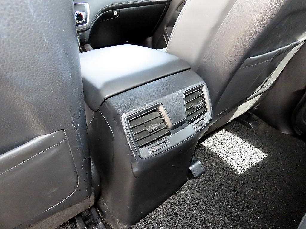 KGM Rexton — photo 16