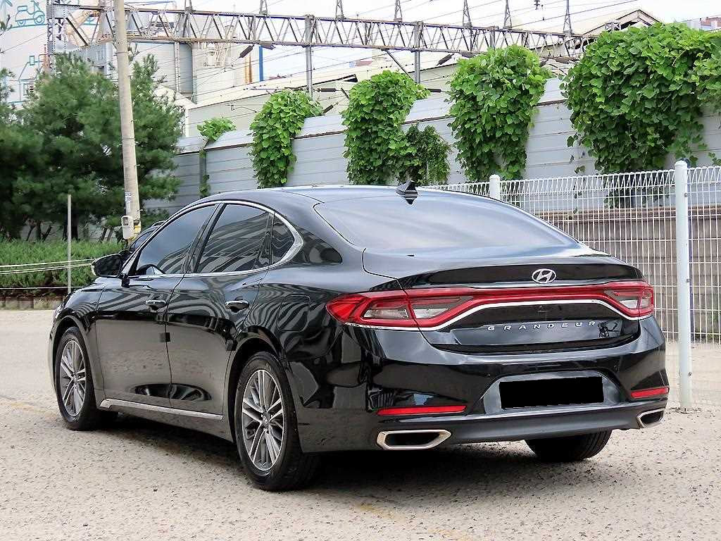 Hyundai Grandeur — photo 03