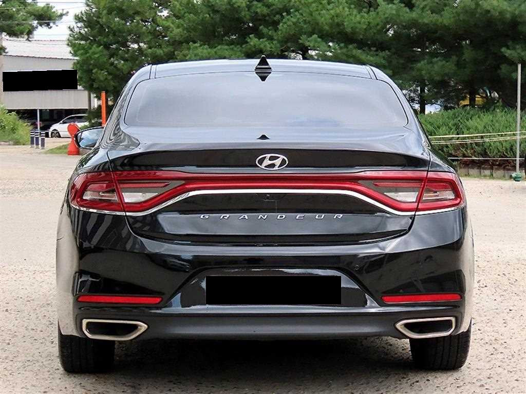 Hyundai Grandeur — photo 04