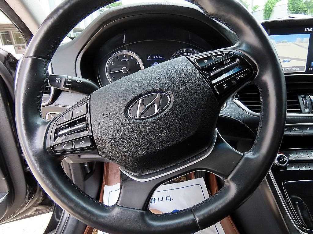 Hyundai Grandeur — photo 08