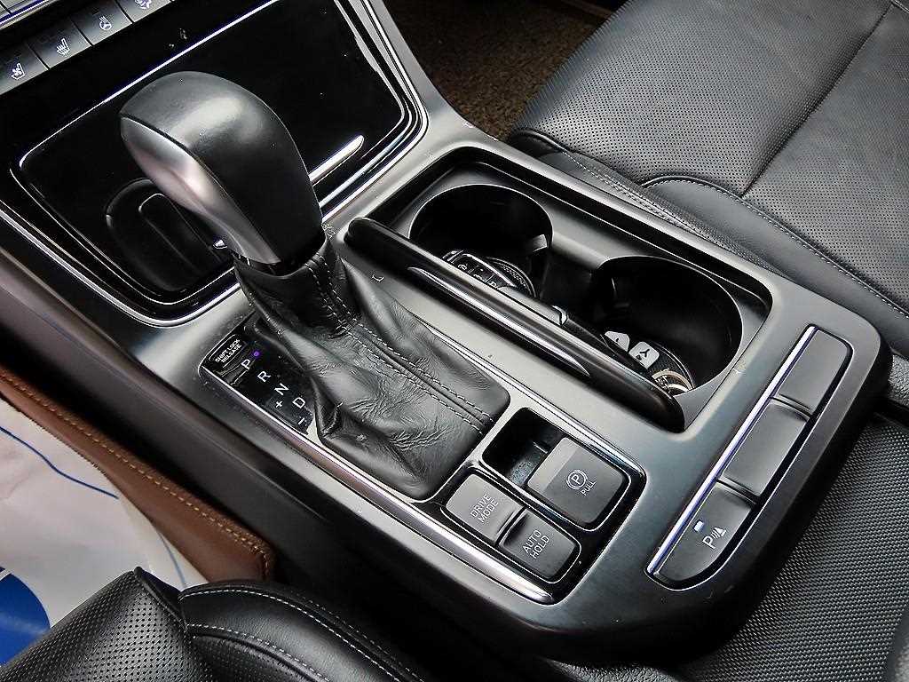 Hyundai Grandeur — photo 10