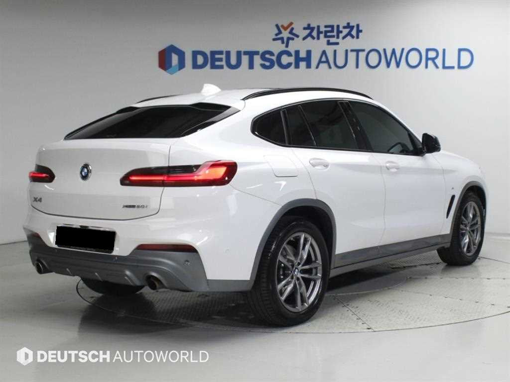 BMW X4 — photo 02