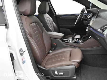 BMW X4 — photo 10