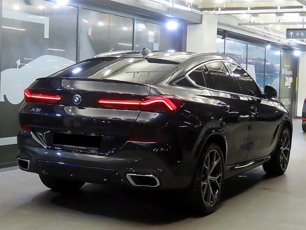 BMW X6 — photo 04