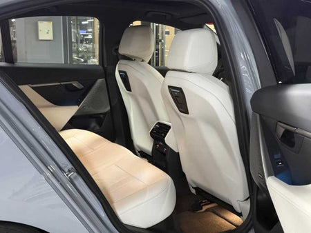 BMW 5-Series — photo 16