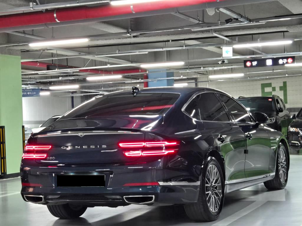 Genesis G80 — photo 04