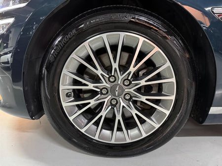 Genesis G80 — photo 19