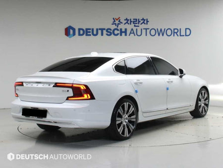 Volvo S90 — photo 02