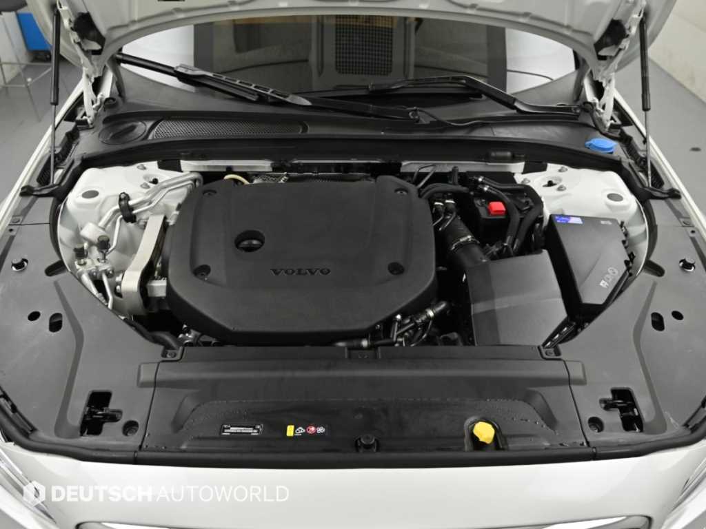 Volvo S90 — photo 06