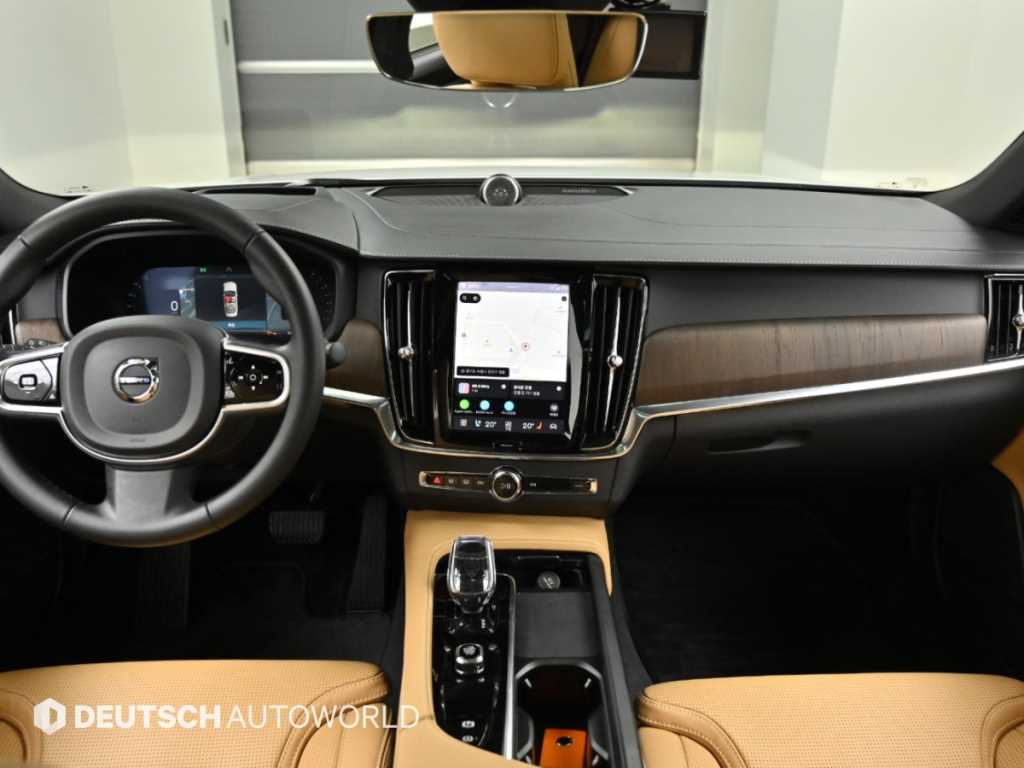 Volvo S90 — photo 07