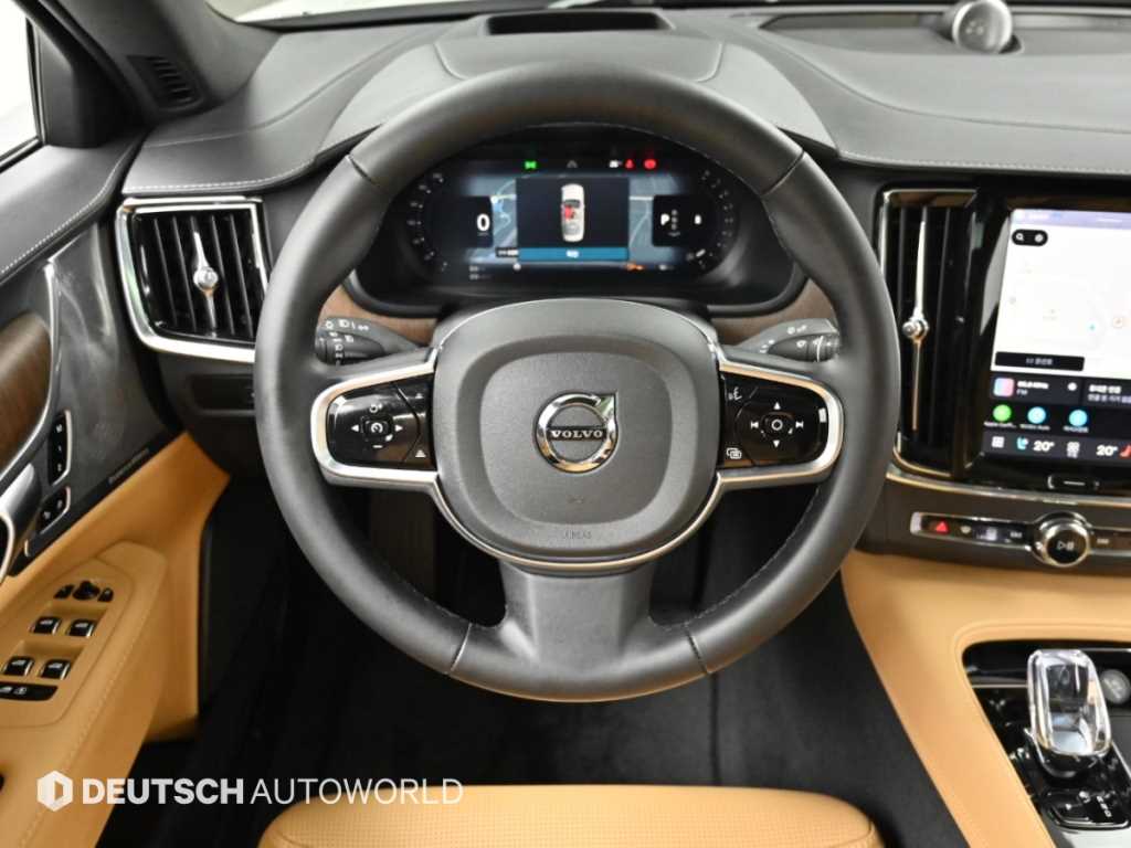 Volvo S90 — photo 13