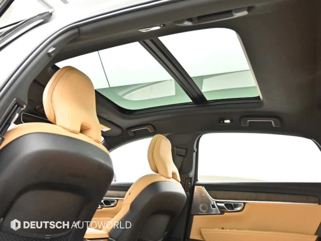 Volvo S90 — photo 18