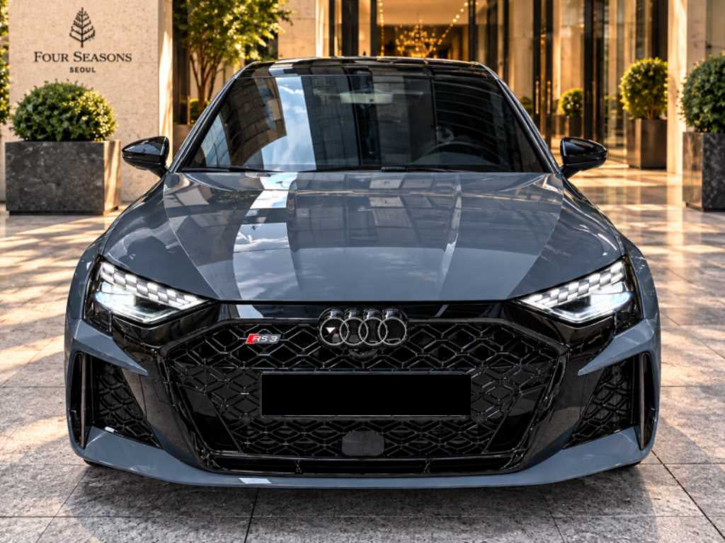 Audi RS3 — photo 01
