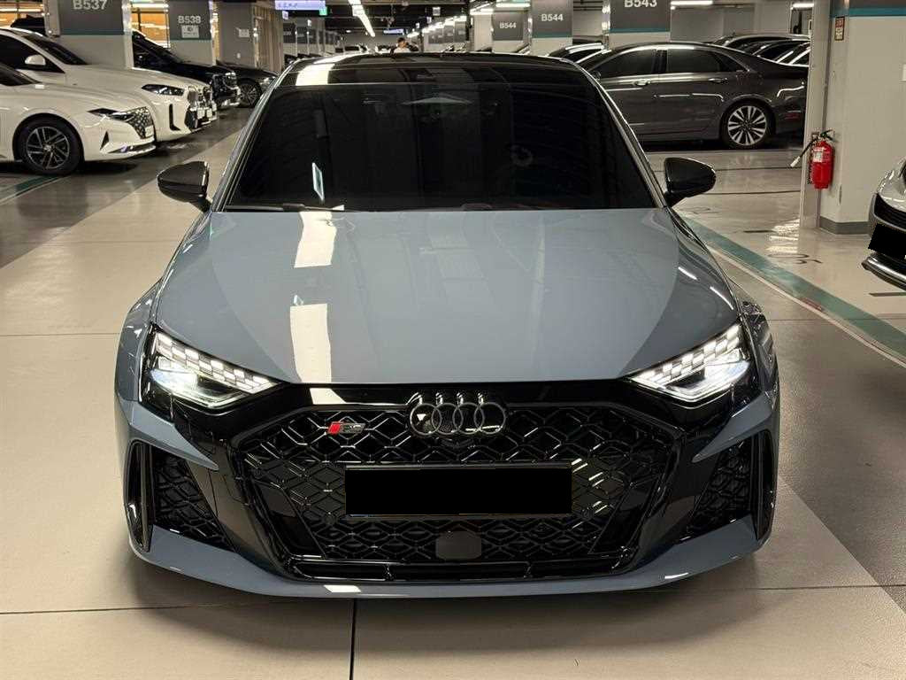 Audi RS3 — photo 02