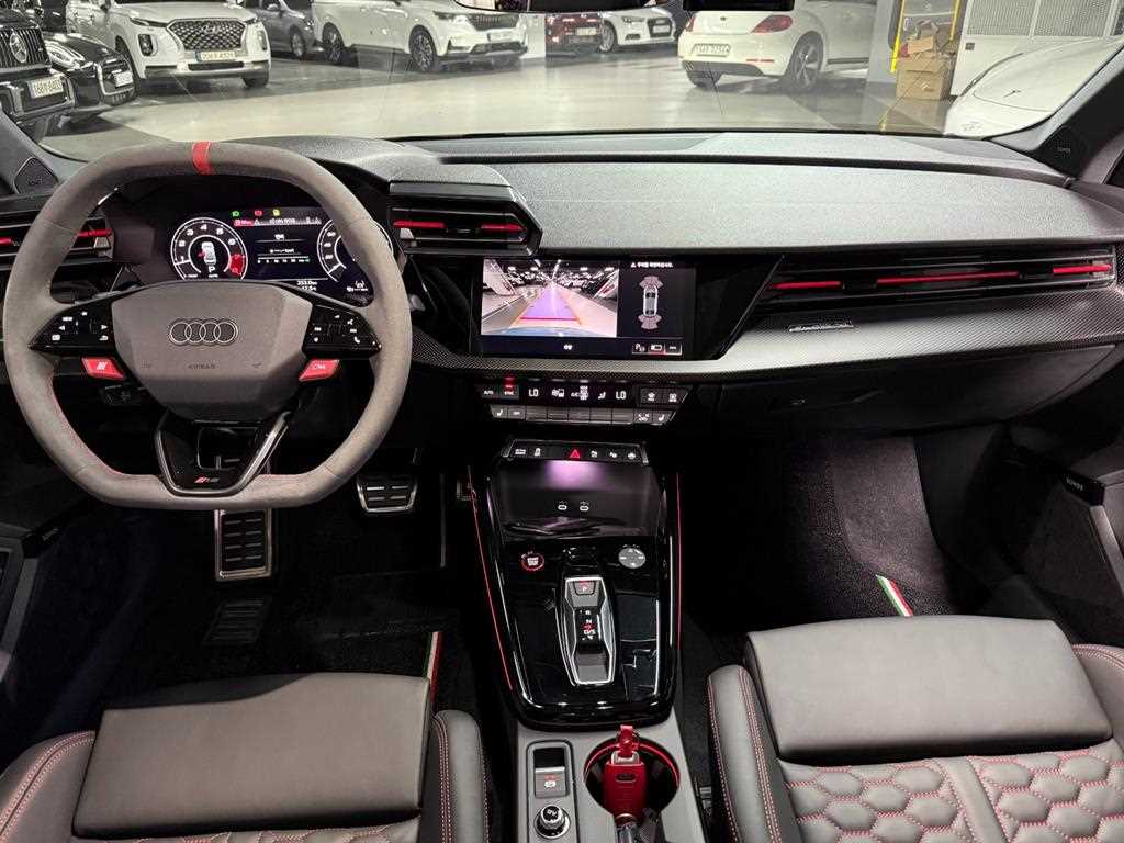 Audi RS3 — photo 08