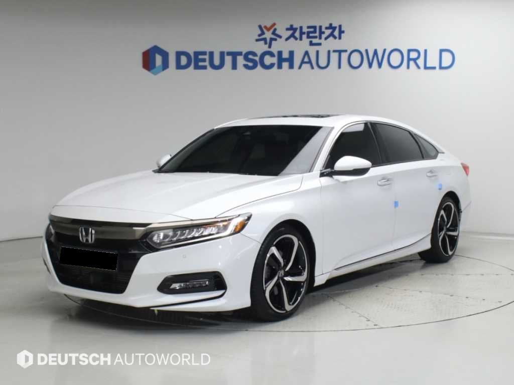 Honda Accord — photo 01