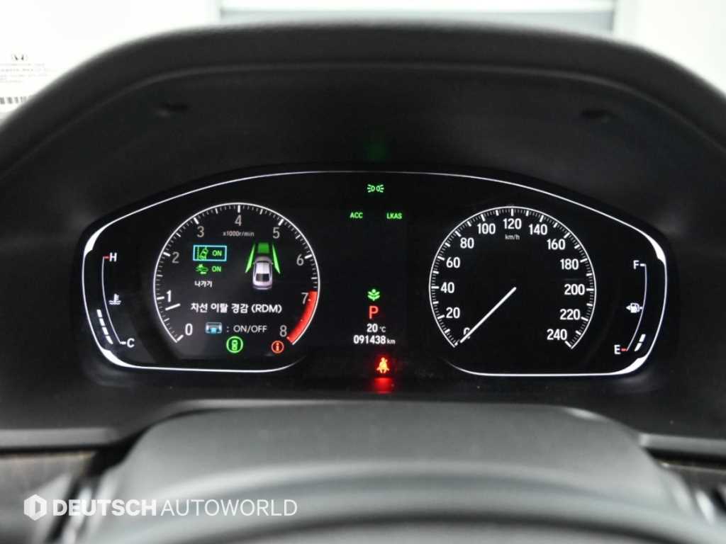 Honda Accord — photo 08
