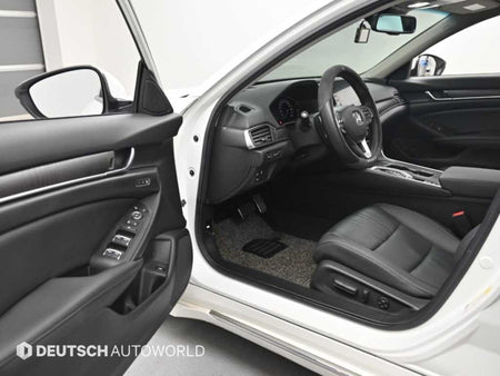 Honda Accord — photo 11