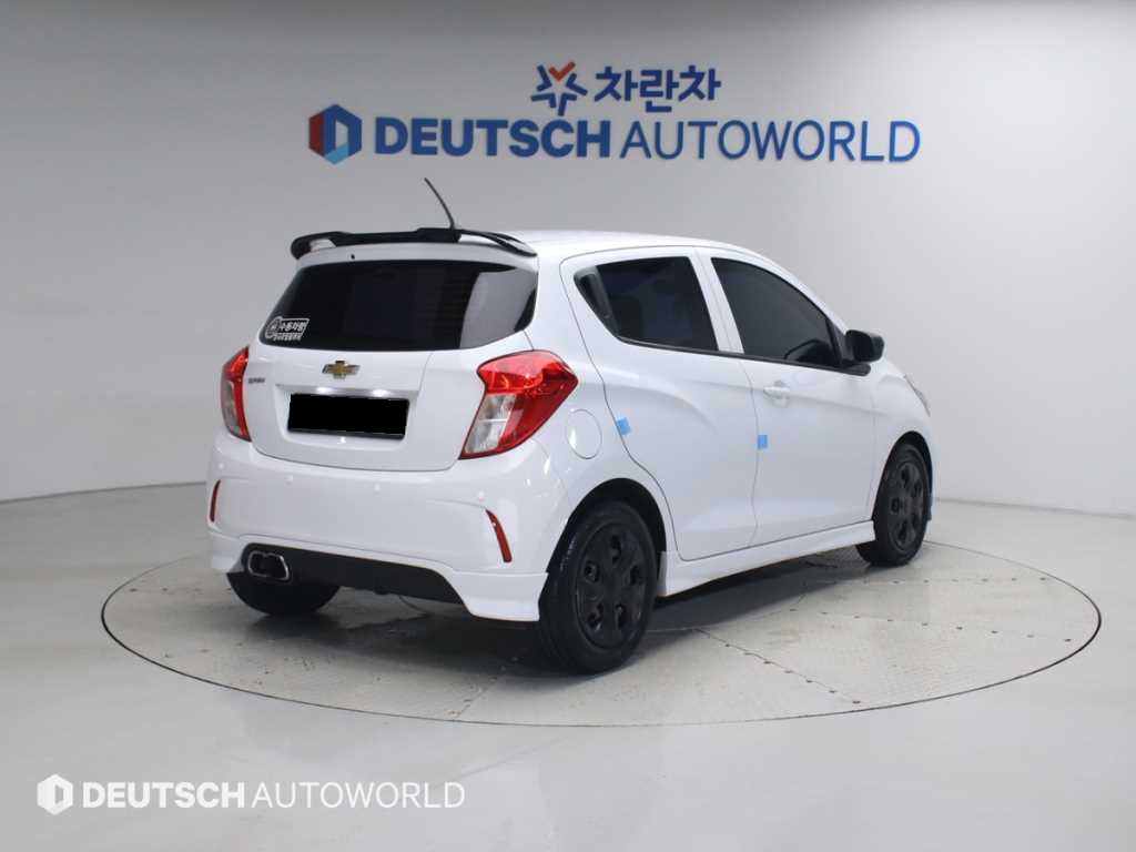 CHEVROLET Spark — photo 02