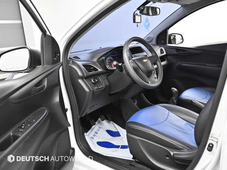 CHEVROLET Spark — photo 11