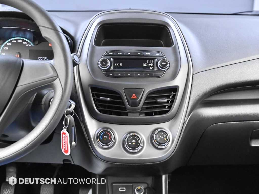 CHEVROLET Spark — photo 14