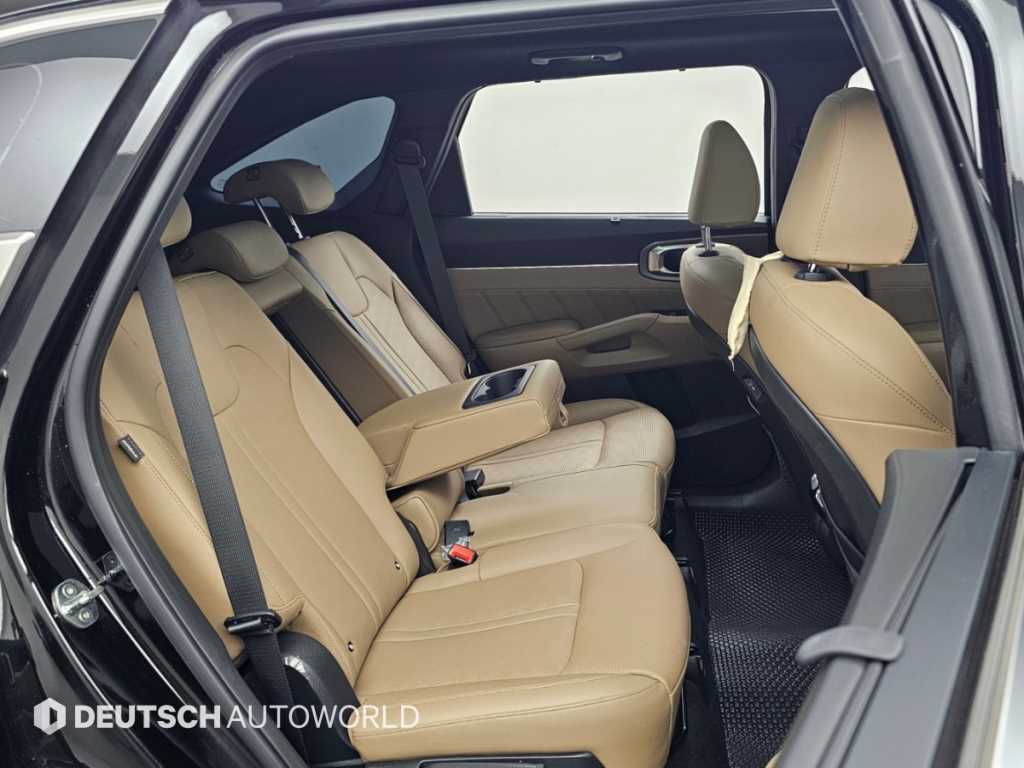 Kia Sorento — photo 12